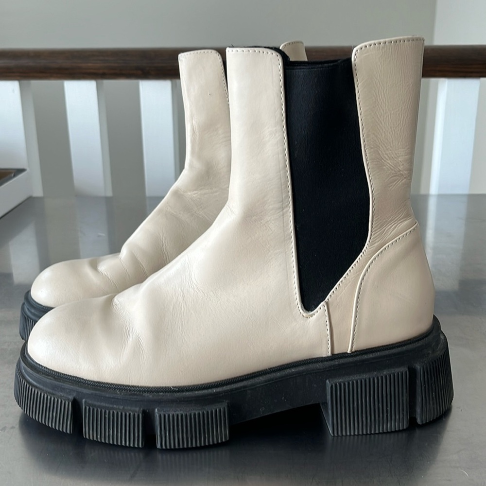 Zara Chelsea lug sole boots